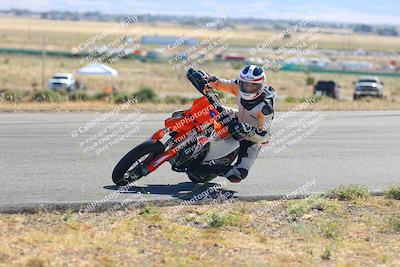 media/Oct-15-2023-TrackXperience (Sun) [[85198ff50b]]/Group 2/session 4 turn 3/